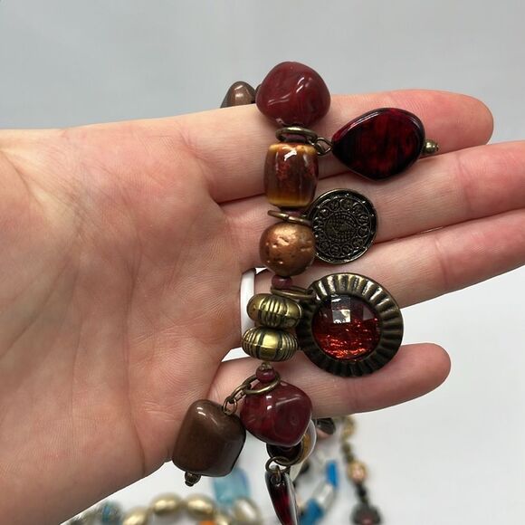 11 Beautiful Multicolored Beaded Bracelets - Picture 5 of 16